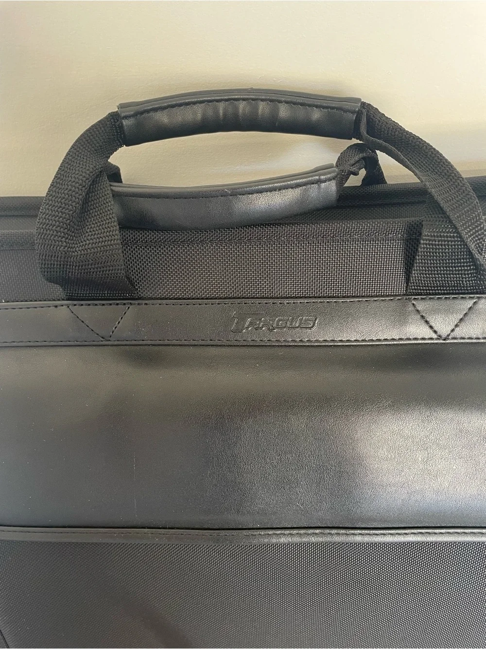 Black Targum Laptop & Briefcase - Professional Shoulder Bag W Adj Strap